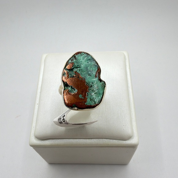 Jewelry - NWT 22x16mm Copper and Turquoise raw solitaire ring in sterling silver!